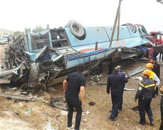  واژگونی اتوبوس در آزاد راه پیامبر اعظم
