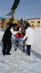واژگونی جرثقیل  بالگرد اورژانس را به پرواز درآورد