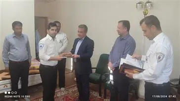 پایگاه پیام مرند بعنوان برگزیده طرح" طاها " سازمان اورژانس کشور انتخاب شد.