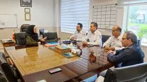 حضور دکتر قدیمی رئیس اورژانس استان در دانشکده پرستاری ومامایی و دیدار با دکترمژگان لطفی رئیس دانشکده و مساعدت طرفین برای افزایش تعاملات آموزشی