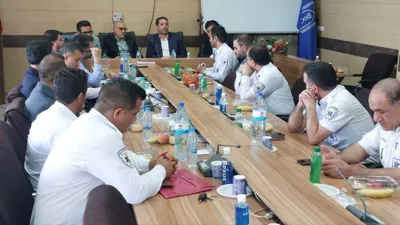 جلسه رئیس سازمان اورژانس کشور با مسئولین شهرستانهای چاروایماق و هشترود و بررسی چالش‌های اورژانس در شهرستانها
